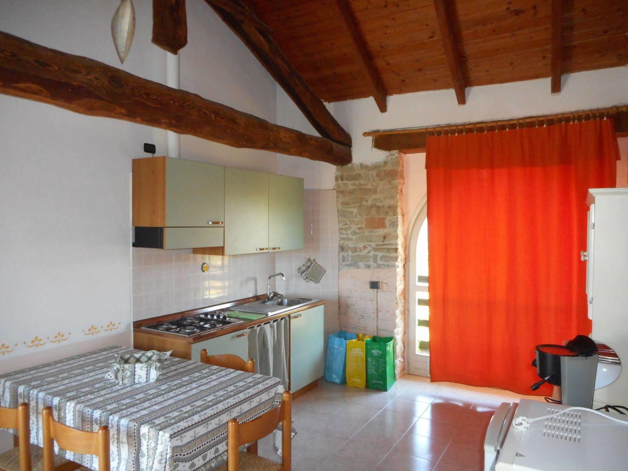 Agriturismo Cascina Serra Cossano Belbo Luaran gambar